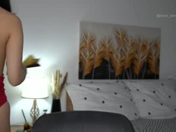 latina cam girl refined_style image #4300167