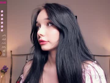 latina cam girl riskyproject image #2923385