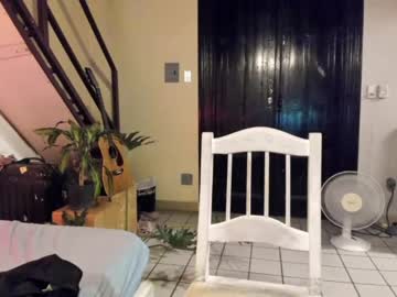 latina cam man aiasar image #2420625