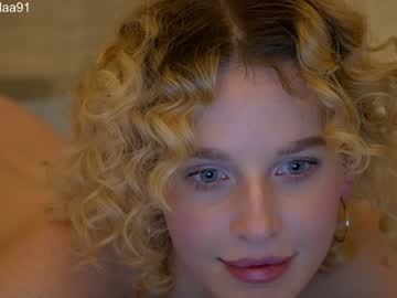 latina cam girl ellaa91 image #4074696