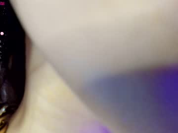 latina cam girl angella_kleee image #1508603