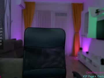 latina cam girl haileygrx image #3744712