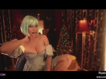 latina cam girl lucieoude_ image #435426