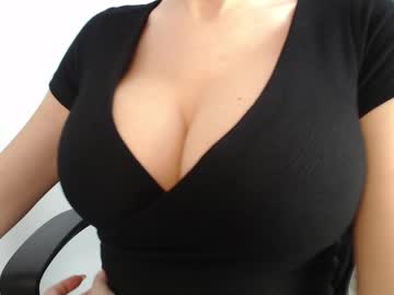 latina cam girl drink_my_juices image #825321