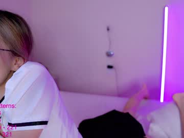 latina cam girl lindamei image #1135472
