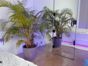 latina cam girl lonelyflowerr image #2480685