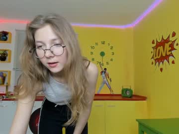 latina cam girl avis_ryan image #724050