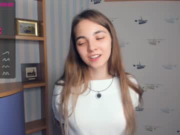 latina cam girl shy_media image #2893303