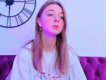 latina cam girl elizabeth__gray image #2454578