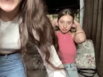 latina cam girl lily_hun image #398316