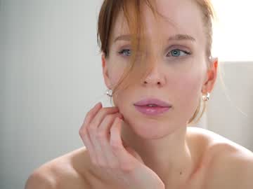 latina cam girl ellaa91 image #2370464