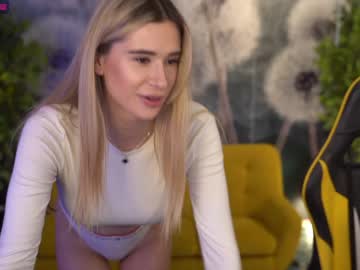 latina cam couple kira0541 image #2652572