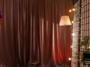 latina cam girl monkeylina image #2350276