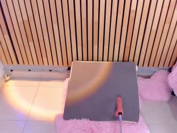 latina cam girl little_effy18 image #4554966