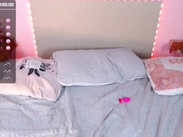 latina cam girl little_effy18 image #156827