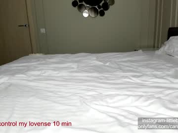 latina cam girl carolinaherera image #2908215