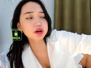 latina cam girl lee_yoona image #194291