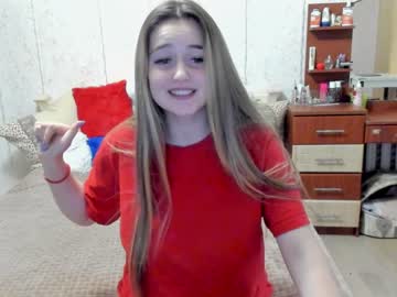 latina cam girl emmika_ image #2082697