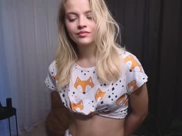 latina cam girl kendrabrinson image #4630891