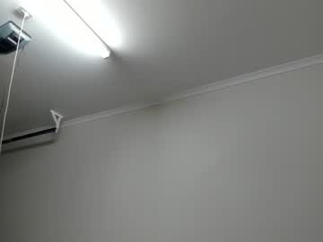 latina cam girl yoitslily image #3947790