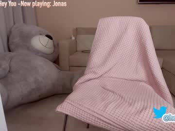 latina cam girl hollyextra image #917923