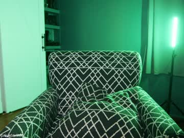 latina cam girl aynmarie image #3314805