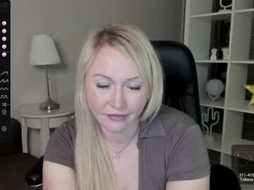 latina cam girl claire_sunshinie image #1284050