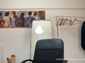 latina cam girl kaylasummerssxd image #4678028