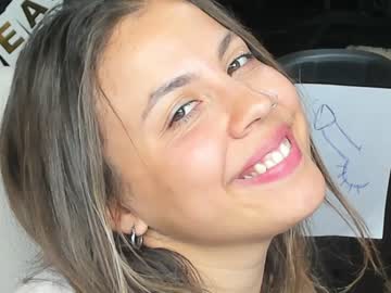 latina cam girl daily_stories image #2623605