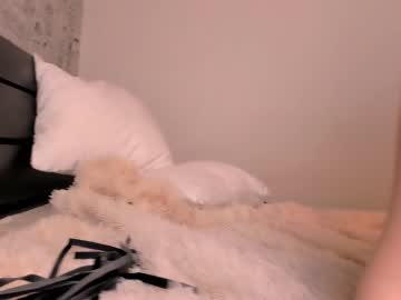 latina cam girl _elisfox image #782030