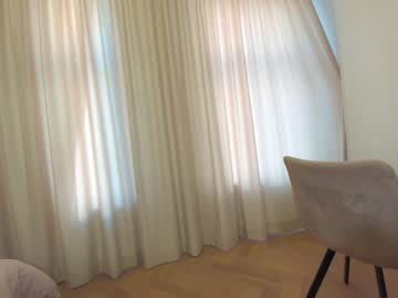 latina cam girl ehotlovea image #4343772