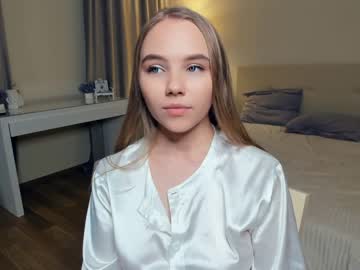 latina cam girl beauty_novel image #3854085