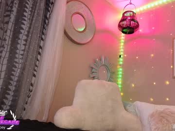 latina cam girl milf_lacey image #2771868