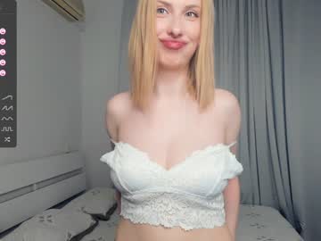 latina cam girl lovefor_you image #4459920