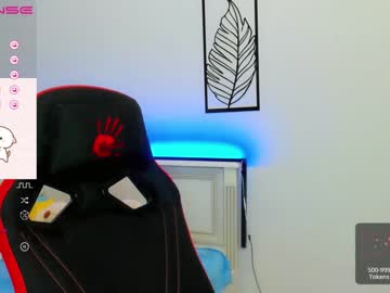 latina cam girl small_blondee image #2474828