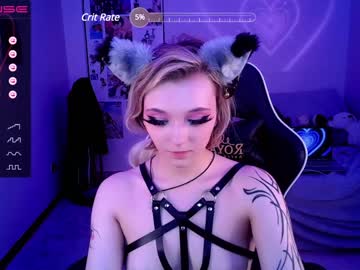 latina cam girl _b_a_n_s_h_e_e_ image #3091158