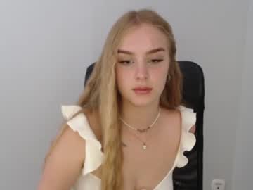 latina cam girl molly_wenis image #1601209