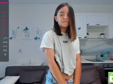 latina cam girl karalyons image #3306819