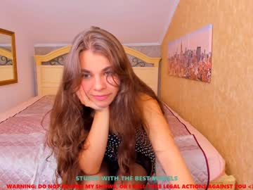 latina cam girl lilu_coy image #7380