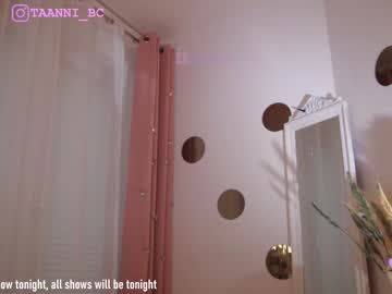 latina cam girl taanni_bc image #3670584