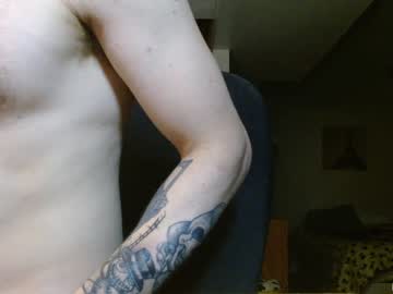 latina cam man cloudsent image #1322542