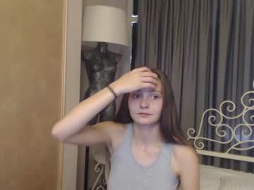 latina cam girl minny_mae image #20351