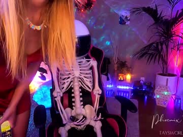 latina cam girl phoenix_taylor image #133921