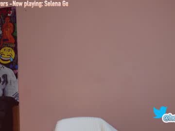 latina cam girl hollyextra image #1381236