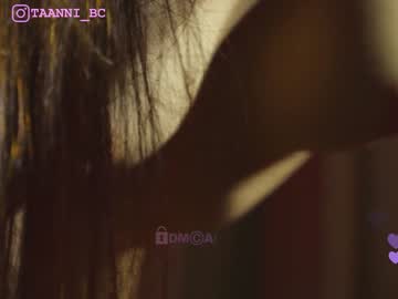 latina cam girl taanni_bc image #3702558