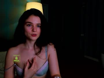 latina cam girl demurelixir image #2437738