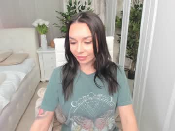 latina cam girl squirtbetty image #1018387