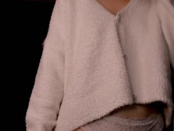latina cam girl amandamedrano image #2500437