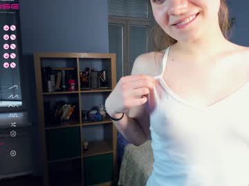 latina cam girl youne_and_beautiful image #2788735