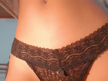 latina cam girl gummy_bear7 image #997603